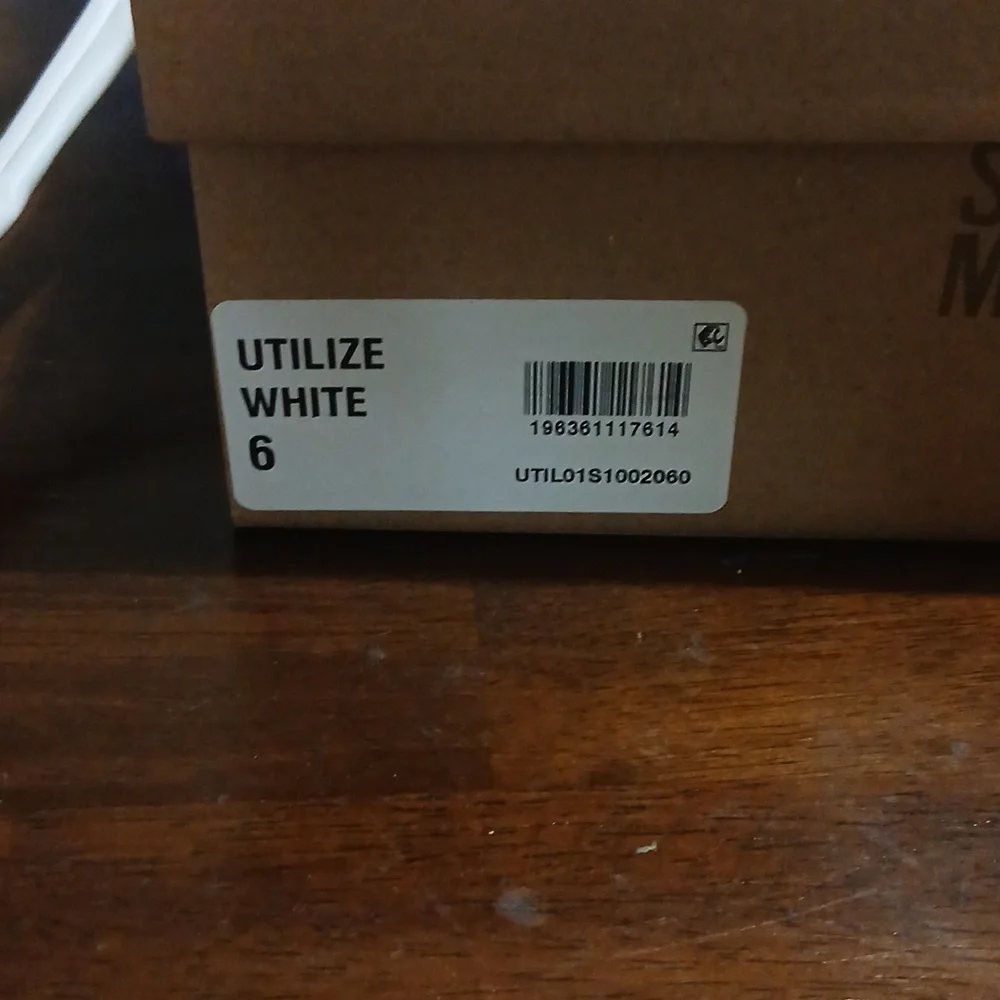 NWOT Steve Madden Wrap Heels - Picture 4 of 7